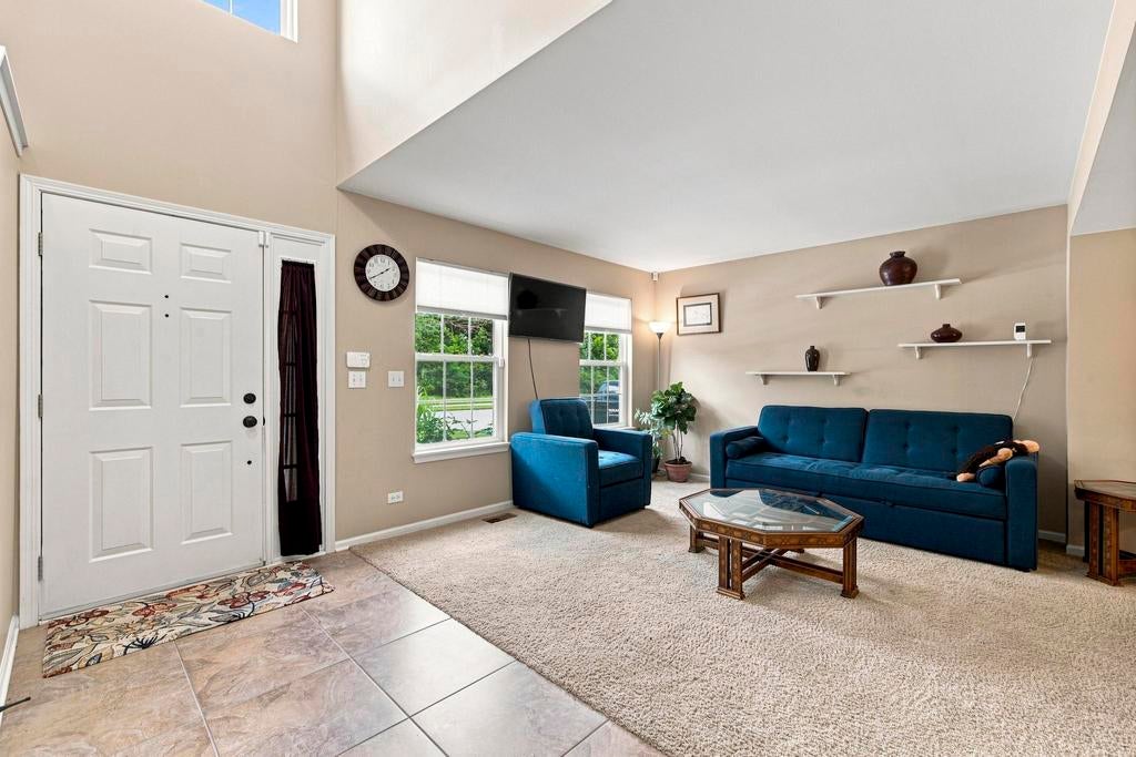 25727 W Woodland Drive