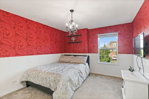 Tiny photo for 211 Valencia Parkway, Gilberts, IL 60136 (MLS # 12480663)