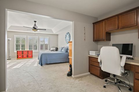 Tiny photo for 211 Valencia Parkway, Gilberts, IL 60136 (MLS # 12480663)