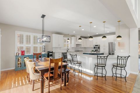 Tiny photo for 211 Valencia Parkway, Gilberts, IL 60136 (MLS # 12480663)