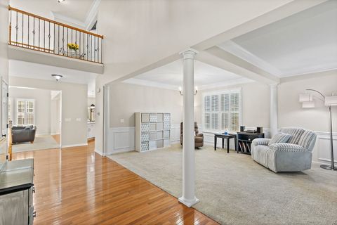 Tiny photo for 211 Valencia Parkway, Gilberts, IL 60136 (MLS # 12480663)