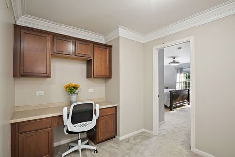 Tiny photo for 211 Valencia Parkway, Gilberts, IL 60136 (MLS # 12480663)