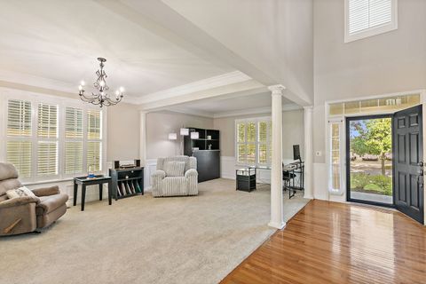 Tiny photo for 211 Valencia Parkway, Gilberts, IL 60136 (MLS # 12480663)