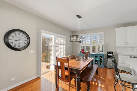 Tiny photo for 211 Valencia Parkway, Gilberts, IL 60136 (MLS # 12480663)