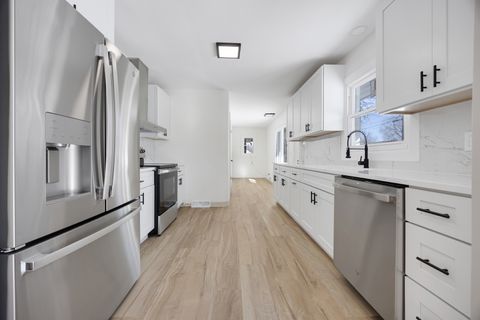 Tiny photo for 521 N Vale Avenue, Rockford, IL 61107 (MLS # 12547425)