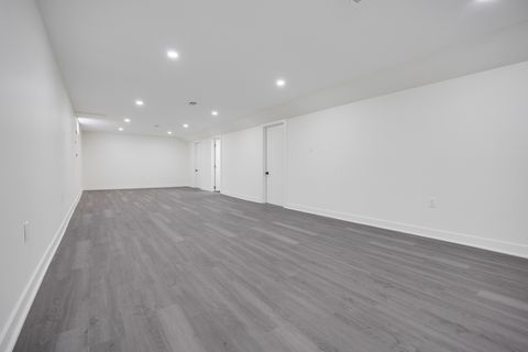 Tiny photo for 521 N Vale Avenue, Rockford, IL 61107 (MLS # 12547425)