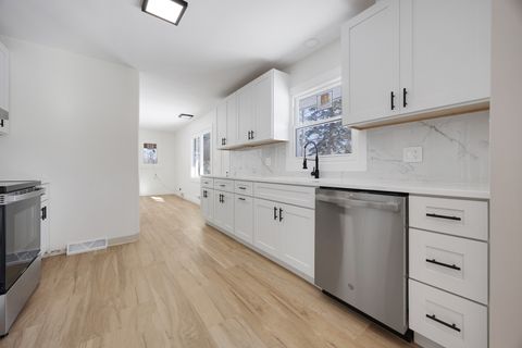 Tiny photo for 521 N Vale Avenue, Rockford, IL 61107 (MLS # 12547425)