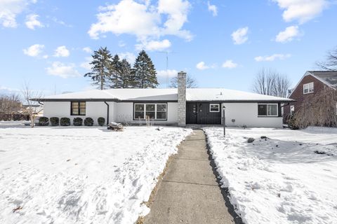 Tiny photo for 521 N Vale Avenue, Rockford, IL 61107 (MLS # 12547425)