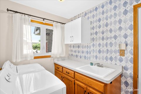 Tiny photo for 1011 Erins Glen Drive, Joliet, IL 60431 (MLS # 12691515)