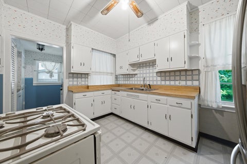 Tiny photo for 132 S Adams Street, Hinsdale, IL 60521 (MLS # 12757090)