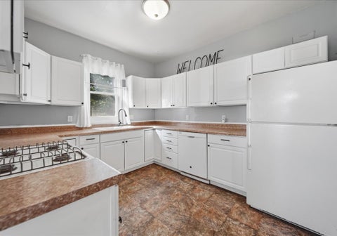 Tiny photo for 105 9th Avenue, Sterling, IL 61081 (MLS # 12782067)