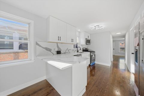 Tiny photo for 2811 W 82nd Street, Chicago, IL 60652 (MLS # 12615661)