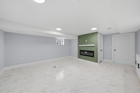 Tiny photo for 2811 W 82nd Street, Chicago, IL 60652 (MLS # 12615661)