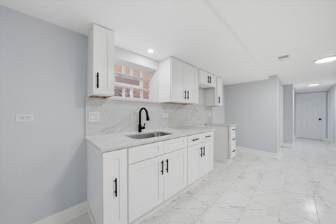 Tiny photo for 2811 W 82nd Street, Chicago, IL 60652 (MLS # 12615661)