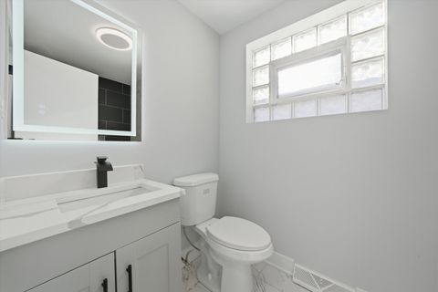 Tiny photo for 2811 W 82nd Street, Chicago, IL 60652 (MLS # 12615661)