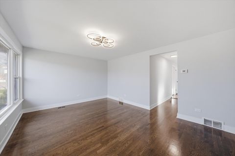 Tiny photo for 2811 W 82nd Street, Chicago, IL 60652 (MLS # 12615661)