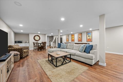 Tiny photo for 2542 Williams Road, Batavia, IL 60510 (MLS # 12508814)