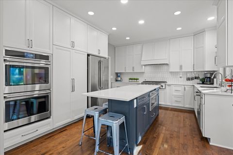 Tiny photo for 2542 Williams Road, Batavia, IL 60510 (MLS # 12508814)