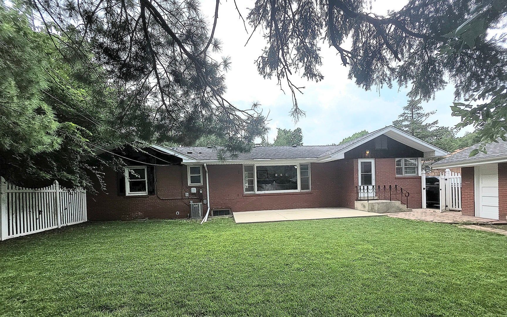 629 Dundee Avenue