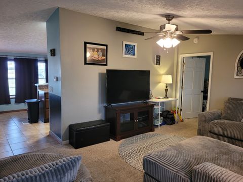 Tiny photo for 17362 N Idlewood Lane, Mt Vernon, IL 62864 (MLS # 12581586)