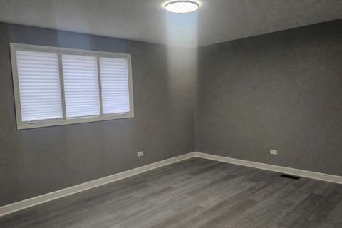 Tiny photo for 1048 E 194th Place, Glenwood, IL 60425 (MLS # 12536326)