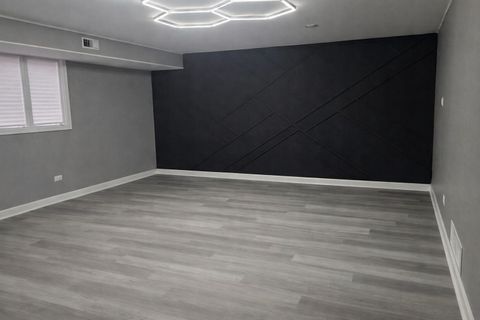 Tiny photo for 1048 E 194th Place, Glenwood, IL 60425 (MLS # 12536326)