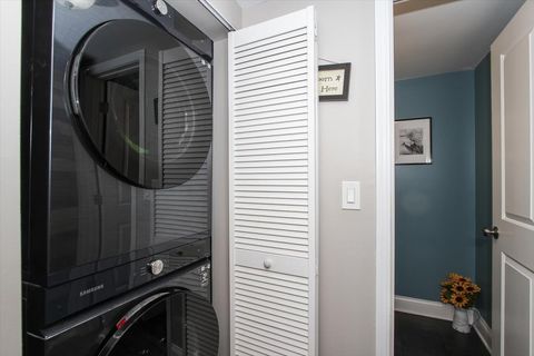 Tiny photo for 949 MANCHESTER Court, South Elgin, IL 60177 (MLS # 12639473)