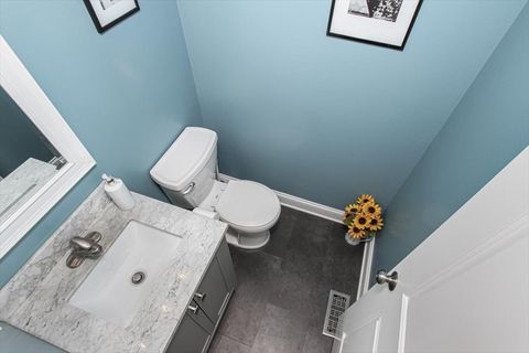 Tiny photo for 949 MANCHESTER Court, South Elgin, IL 60177 (MLS # 12639473)
