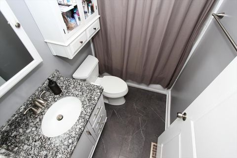 Tiny photo for 949 MANCHESTER Court, South Elgin, IL 60177 (MLS # 12639473)