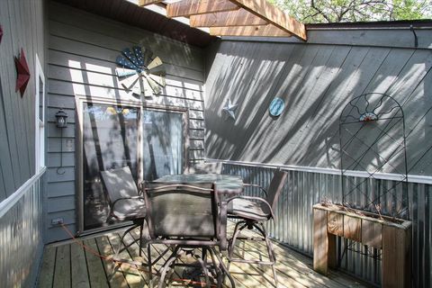 Tiny photo for 949 MANCHESTER Court, South Elgin, IL 60177 (MLS # 12639473)