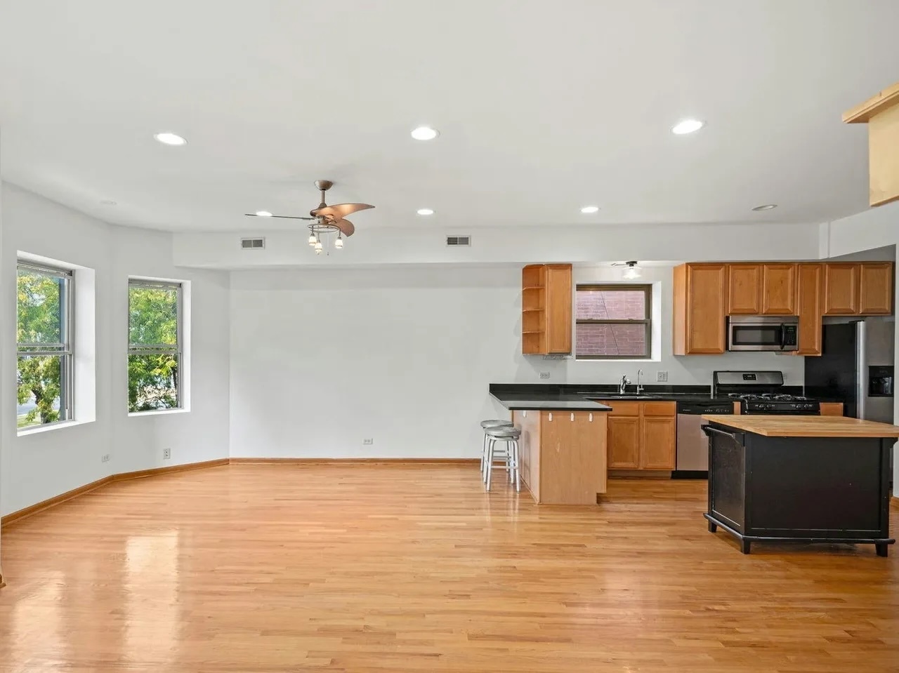 6133 S Drexel Avenue 3A