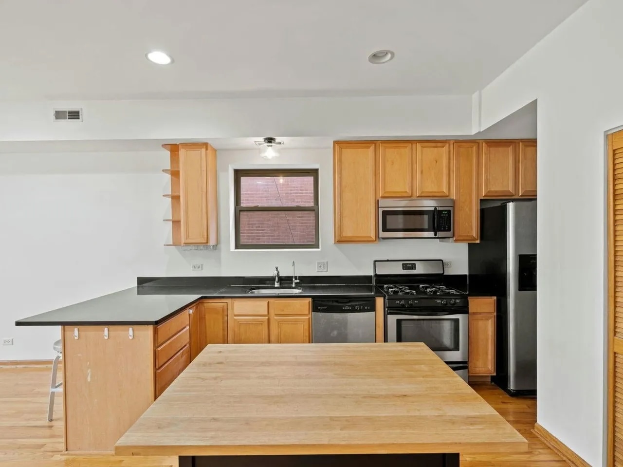 6133 S Drexel Avenue 3A