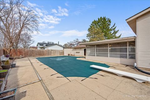 Tiny photo for 876 Darlington Lane, Crystal Lake, IL 60014 (MLS # 12615752)