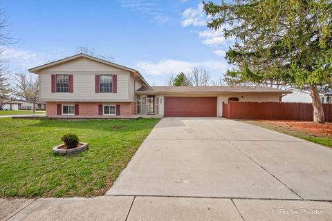 876 Darlington Lane Crystal Lake IL 60014