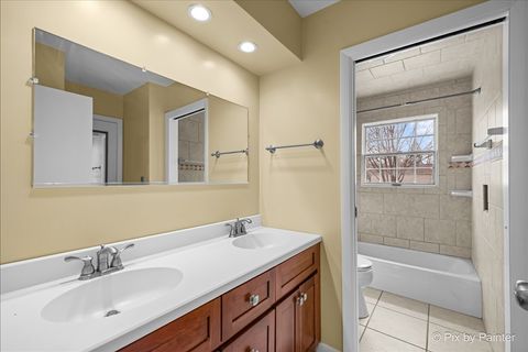 Tiny photo for 876 Darlington Lane, Crystal Lake, IL 60014 (MLS # 12615752)