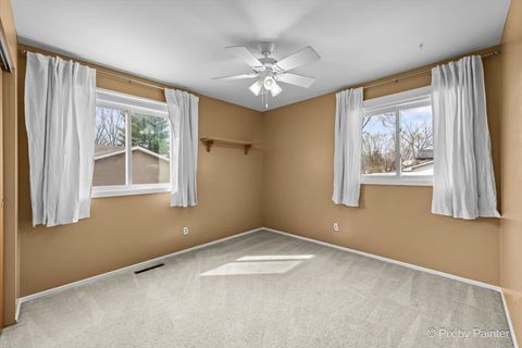 Tiny photo for 876 Darlington Lane, Crystal Lake, IL 60014 (MLS # 12615752)