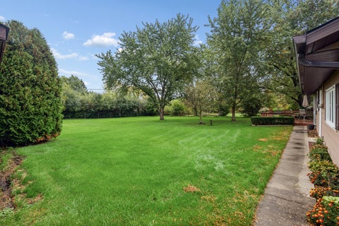 Tiny photo for 2228 Hanlon Road, Libertyville, IL 60048 (MLS # 12780221)