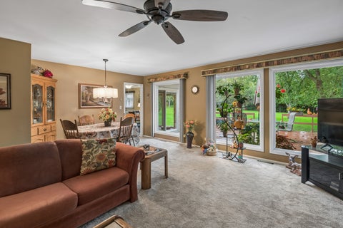 Tiny photo for 2228 Hanlon Road, Libertyville, IL 60048 (MLS # 12780221)