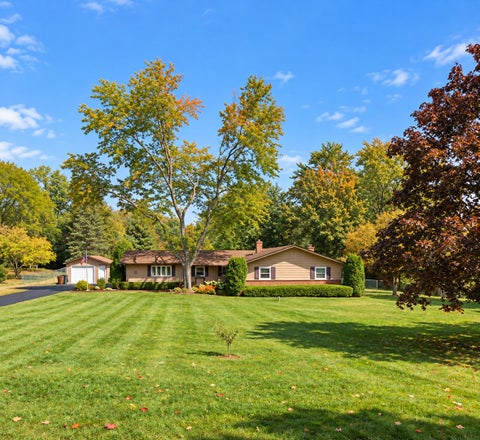 Tiny photo for 2228 Hanlon Road, Libertyville, IL 60048 (MLS # 12780221)