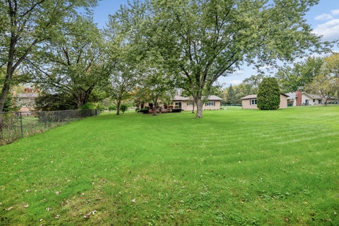 Tiny photo for 2228 Hanlon Road, Libertyville, IL 60048 (MLS # 12780221)
