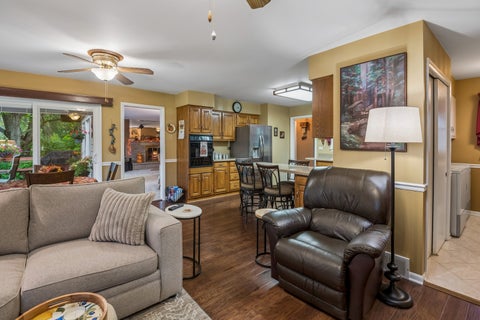Tiny photo for 2228 Hanlon Road, Libertyville, IL 60048 (MLS # 12780221)
