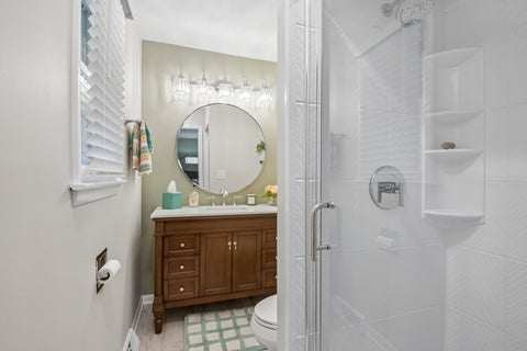 Tiny photo for 2228 Hanlon Road, Libertyville, IL 60048 (MLS # 12780221)