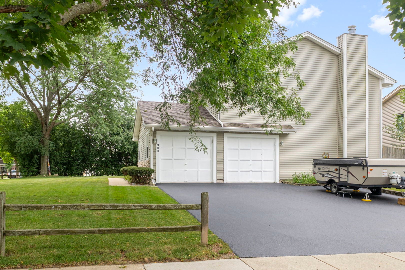 300 Oakbrook Court