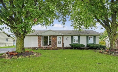Tiny photo for 926 S 6th Avenue, Hoopeston, IL 60942 (MLS # 12727732)