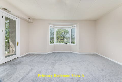 Tiny photo for 1715 Pavilion Way #307, Park Ridge, IL 60068 (MLS # 12679199)