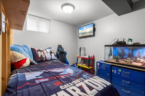 Tiny photo for 937 PEARL Street, Aurora, IL 60505 (MLS # 12512552)