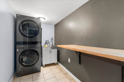 Tiny photo for 937 PEARL Street, Aurora, IL 60505 (MLS # 12512552)