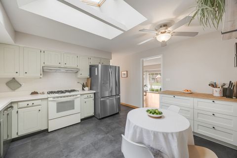 Tiny photo for 905 Kennebec Lane, Naperville, IL 60563 (MLS # 12599267)