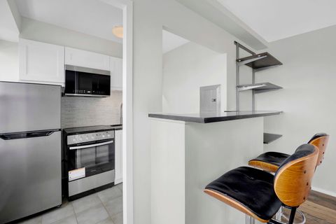 Tiny photo for 6030 N Sheridan Road #1307, Chicago, IL 60660 (MLS # 12614848)