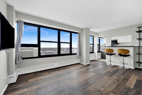 Tiny photo for 6030 N Sheridan Road #1307, Chicago, IL 60660 (MLS # 12614848)